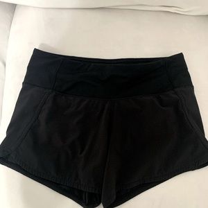 Size 4 lululemon shorts